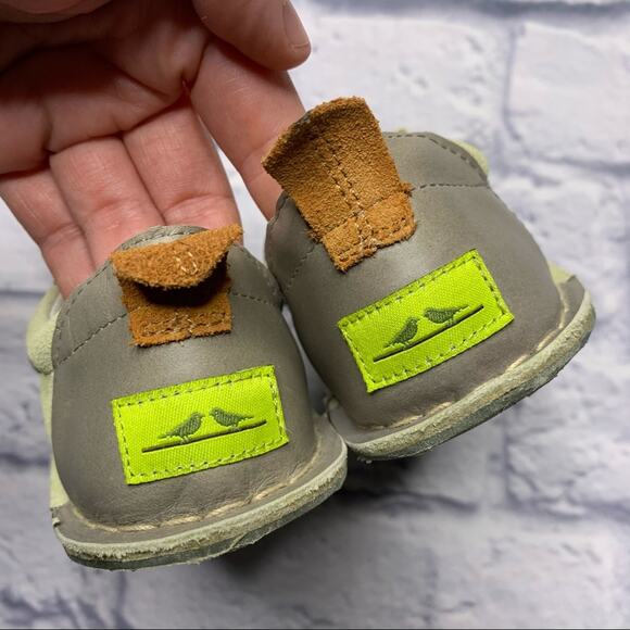 Pipit Infant/Toddler Suede Jack Shoes, Size 20 EU (5 US) - Picture 3 of 9